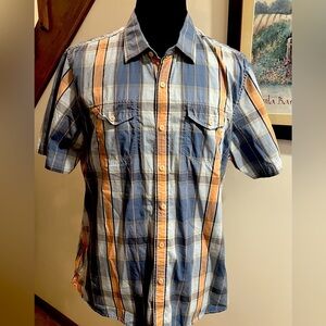 Tommy Bahama JEANS | men’s Island Modern Fit shirt. Size: XL